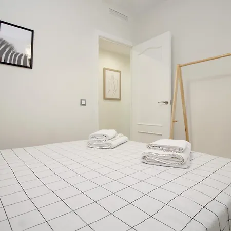 Del Parque Flats Family Paradise Апартаменты *